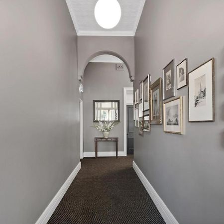 ホテルThe Commercial Quarters Millthorpe エクステリア 写真