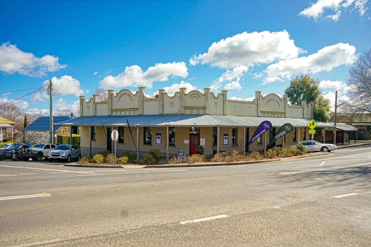 ホテルThe Commercial Quarters Millthorpe エクステリア 写真