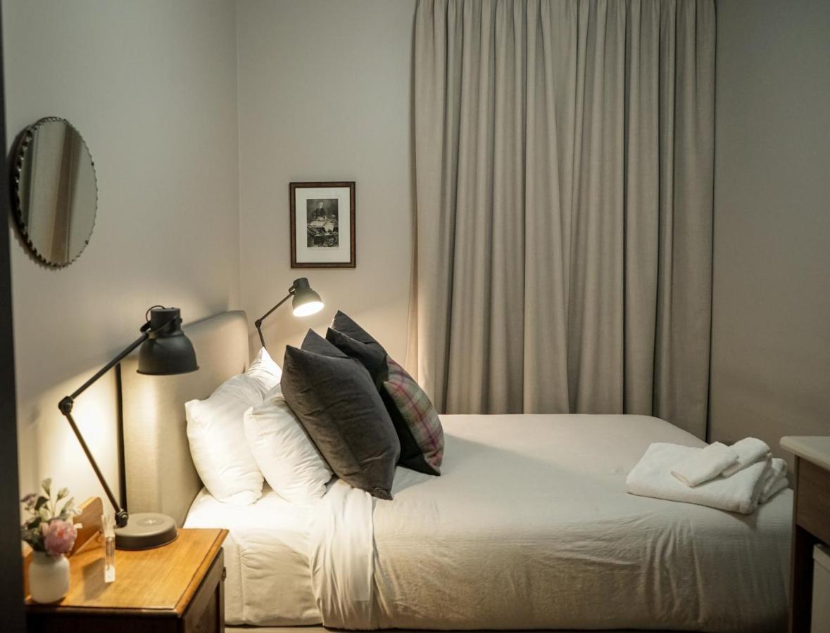 ホテルThe Commercial Quarters Millthorpe エクステリア 写真