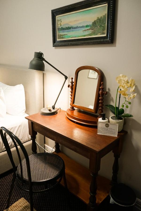 ホテルThe Commercial Quarters Millthorpe エクステリア 写真