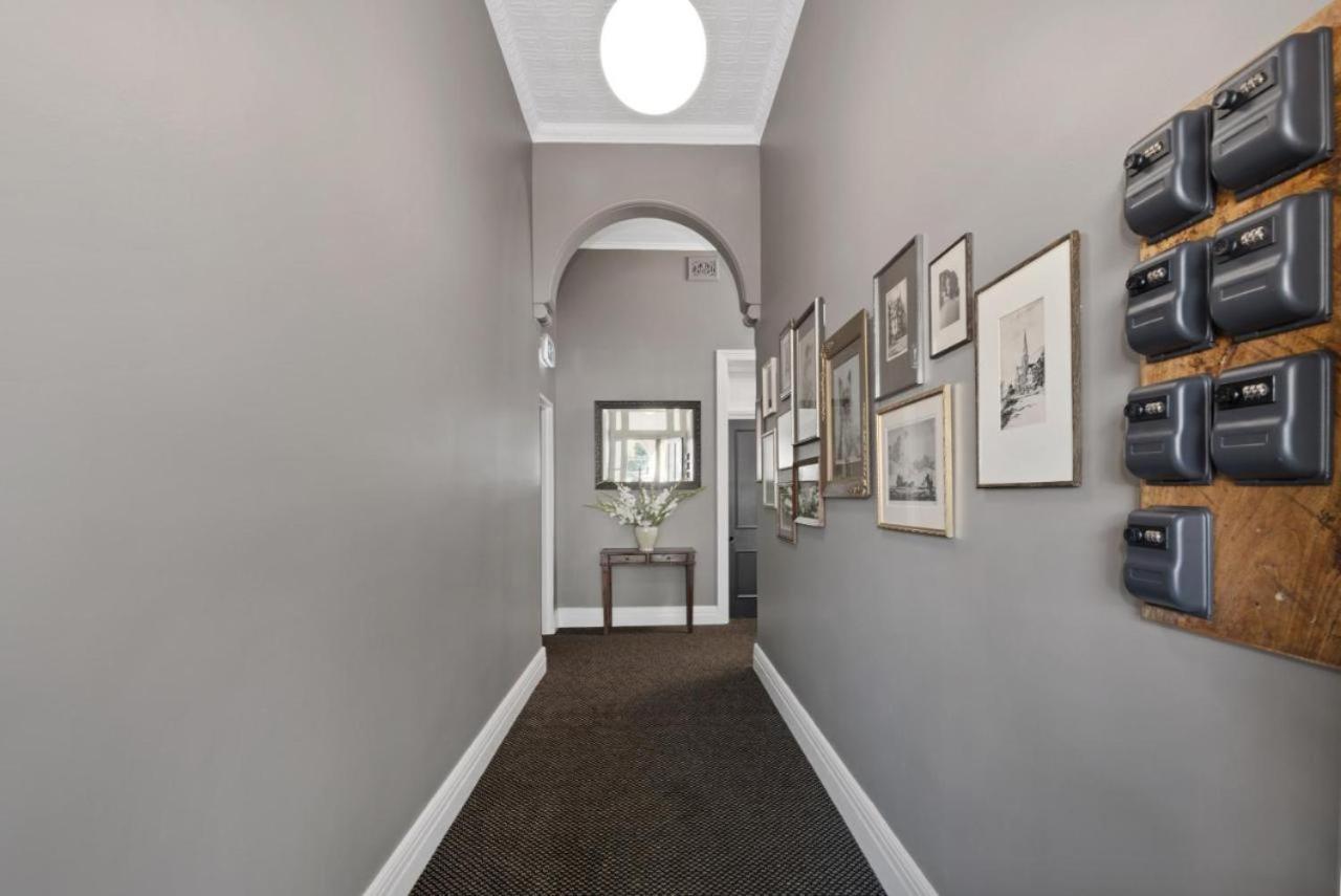 ホテルThe Commercial Quarters Millthorpe エクステリア 写真